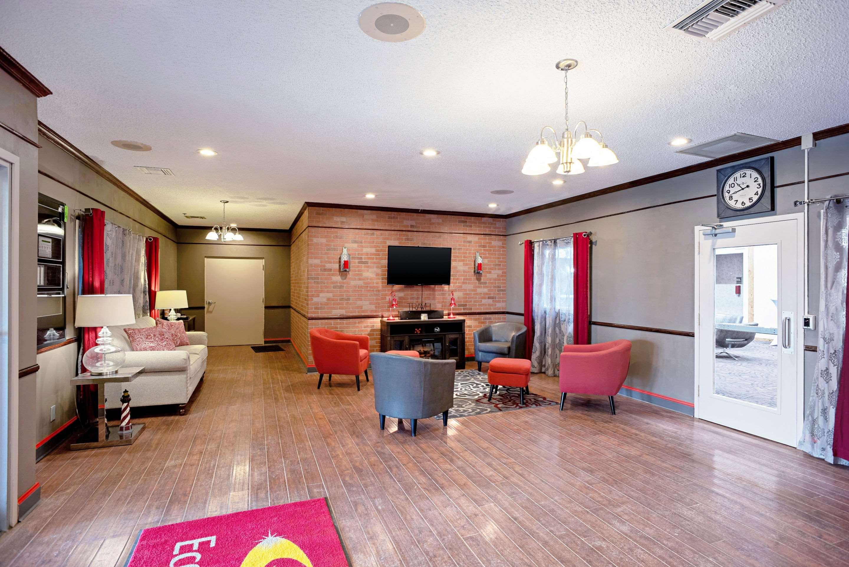 Quality Inn Frontier At Us Hwy 30 Clinton Exteriér fotografie