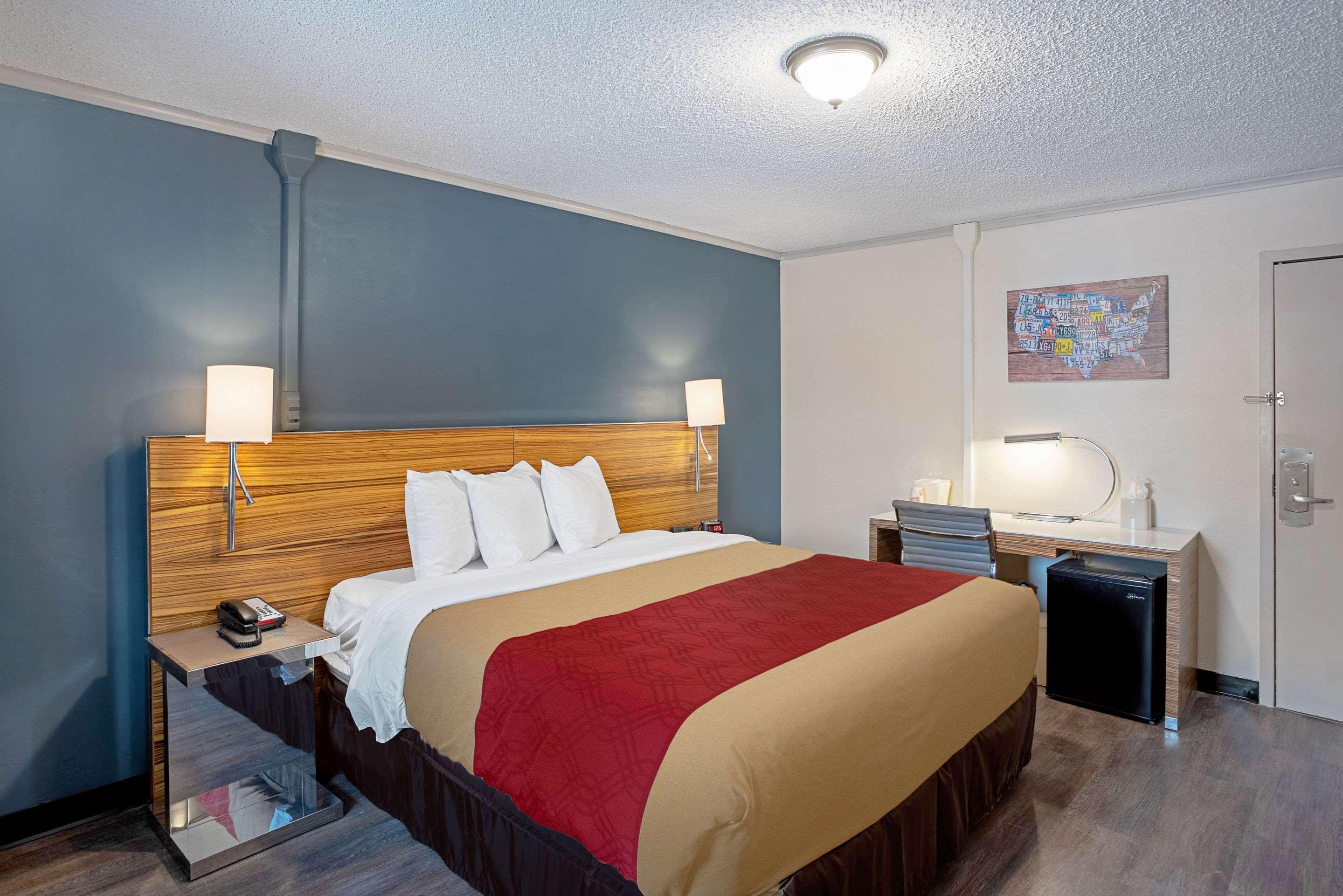 Quality Inn Frontier At Us Hwy 30 Clinton Exteriér fotografie