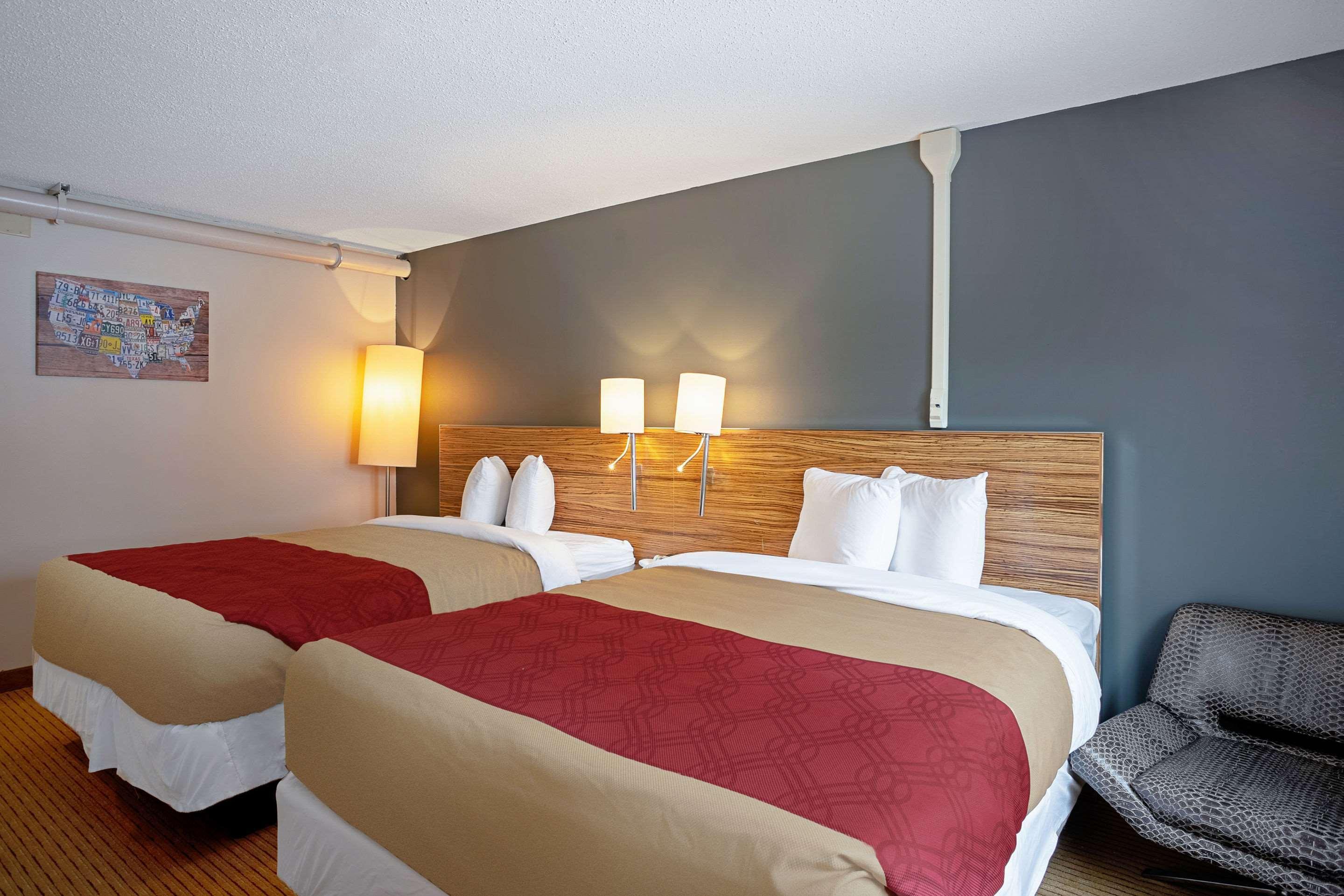 Quality Inn Frontier At Us Hwy 30 Clinton Exteriér fotografie