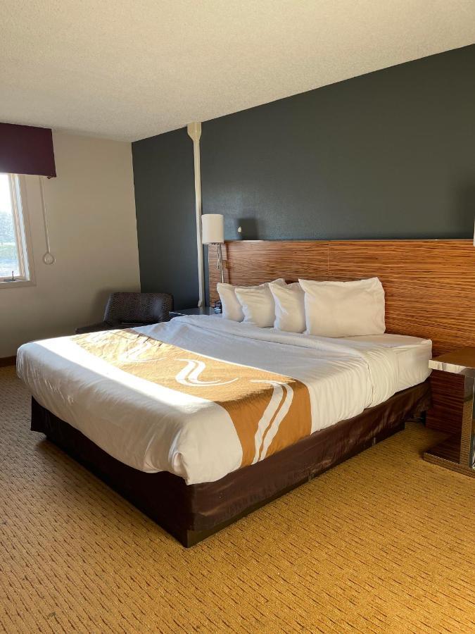 Quality Inn Frontier At Us Hwy 30 Clinton Exteriér fotografie